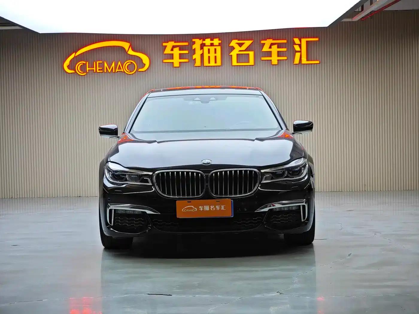 2018 BMW 7 Series 740Li Leading Edition M Sport Package — миниатюра 2