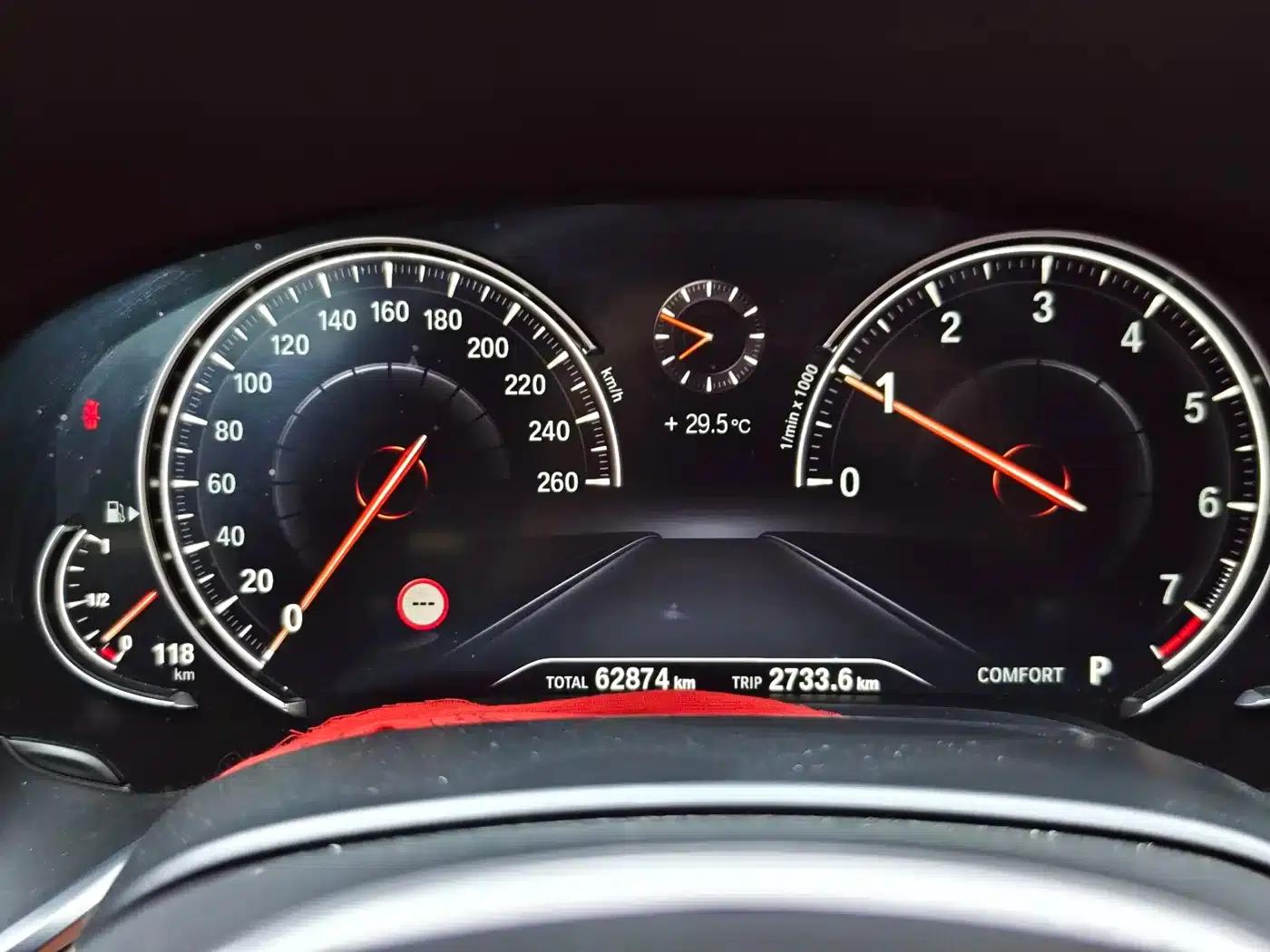 2018 BMW 7 Series 740Li Leading Edition M Sport Package — миниатюра 17