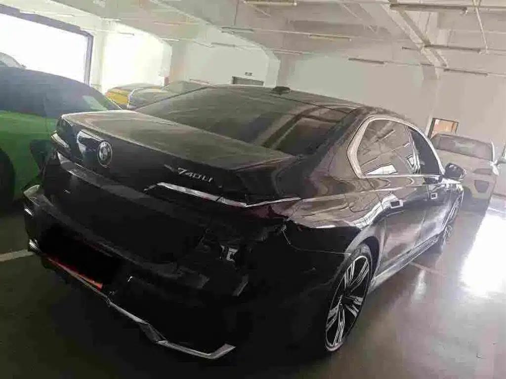 2023 BMW 7 Series 740Li Leading Edition M Sport Package — миниатюра 3