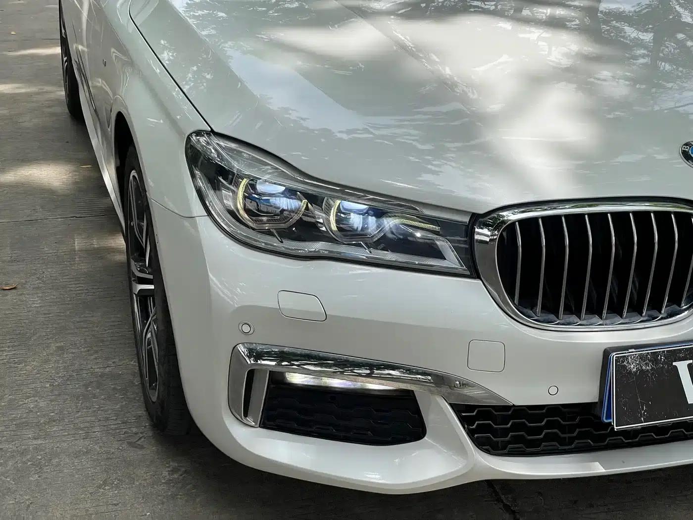 2018 BMW 7 Series 740Li xDrive Luxury M Sport Package — миниатюра 5