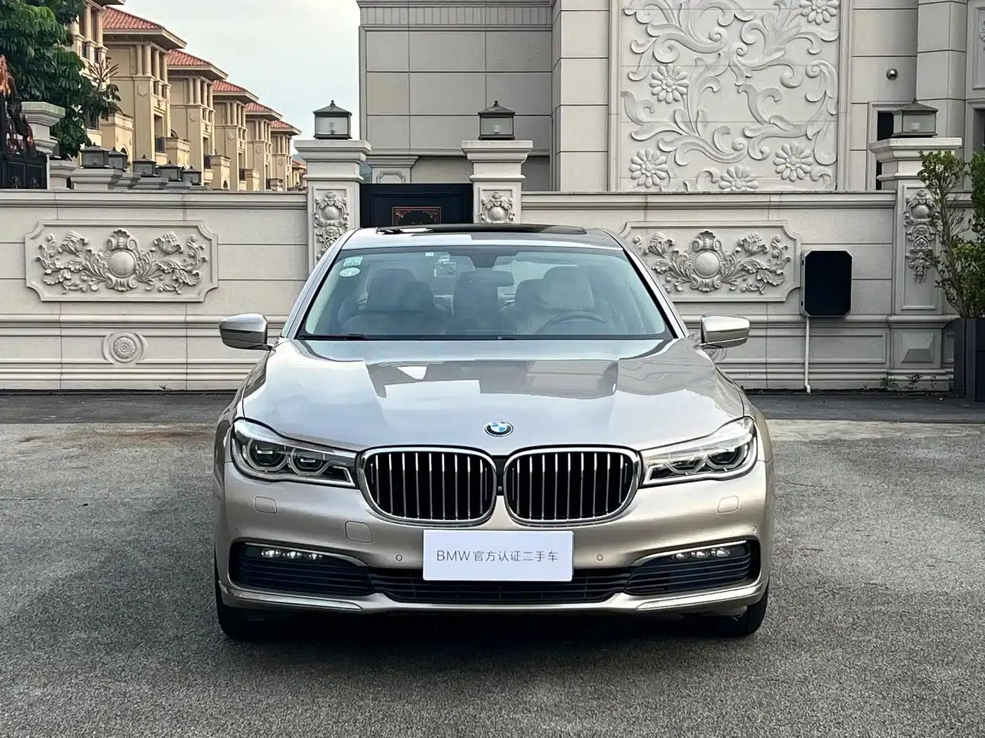 2016 BMW 7 Series 730Li Luxury — миниатюра 2