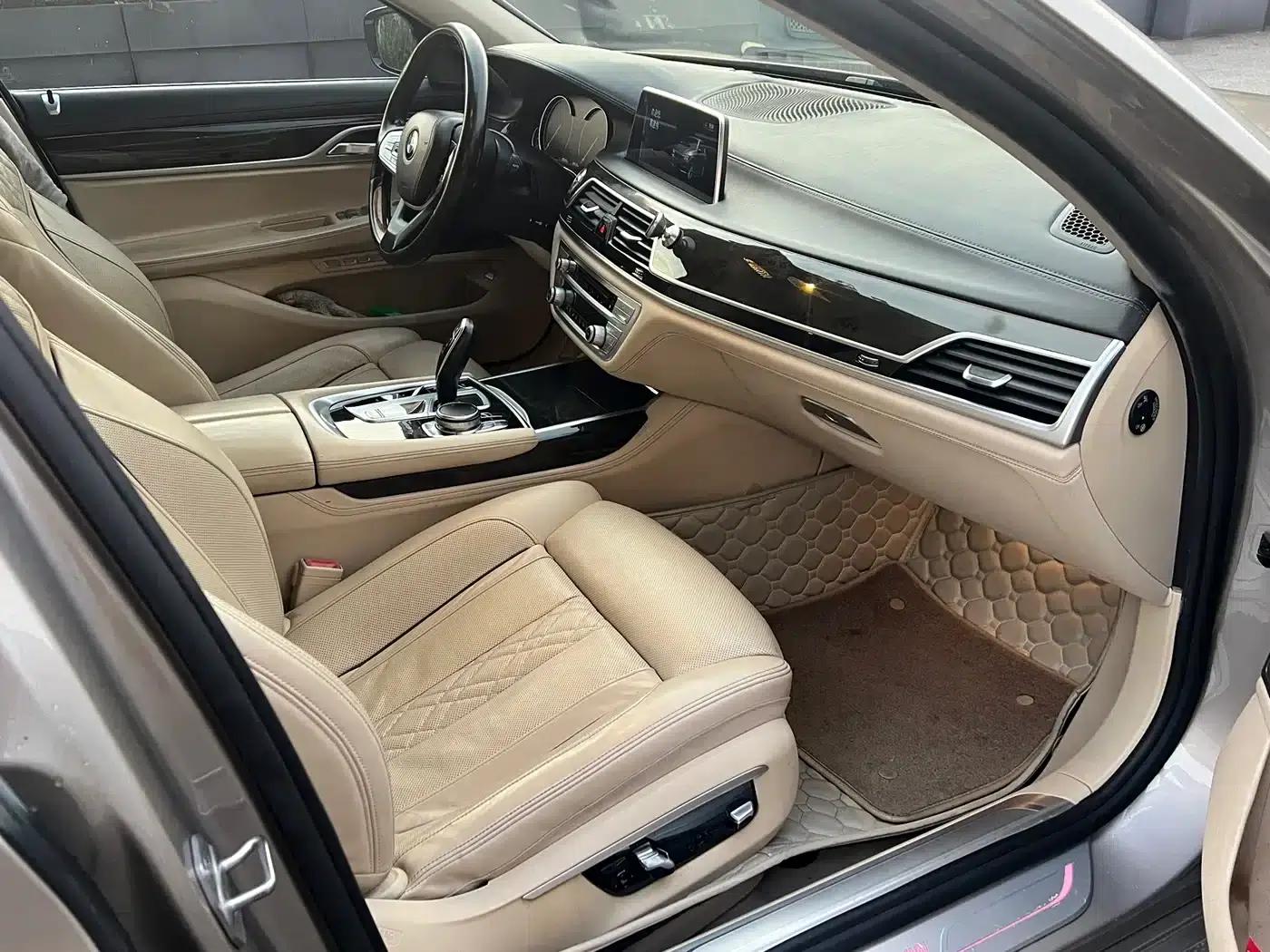 2016 BMW 7 Series 730Li Luxury — миниатюра 12