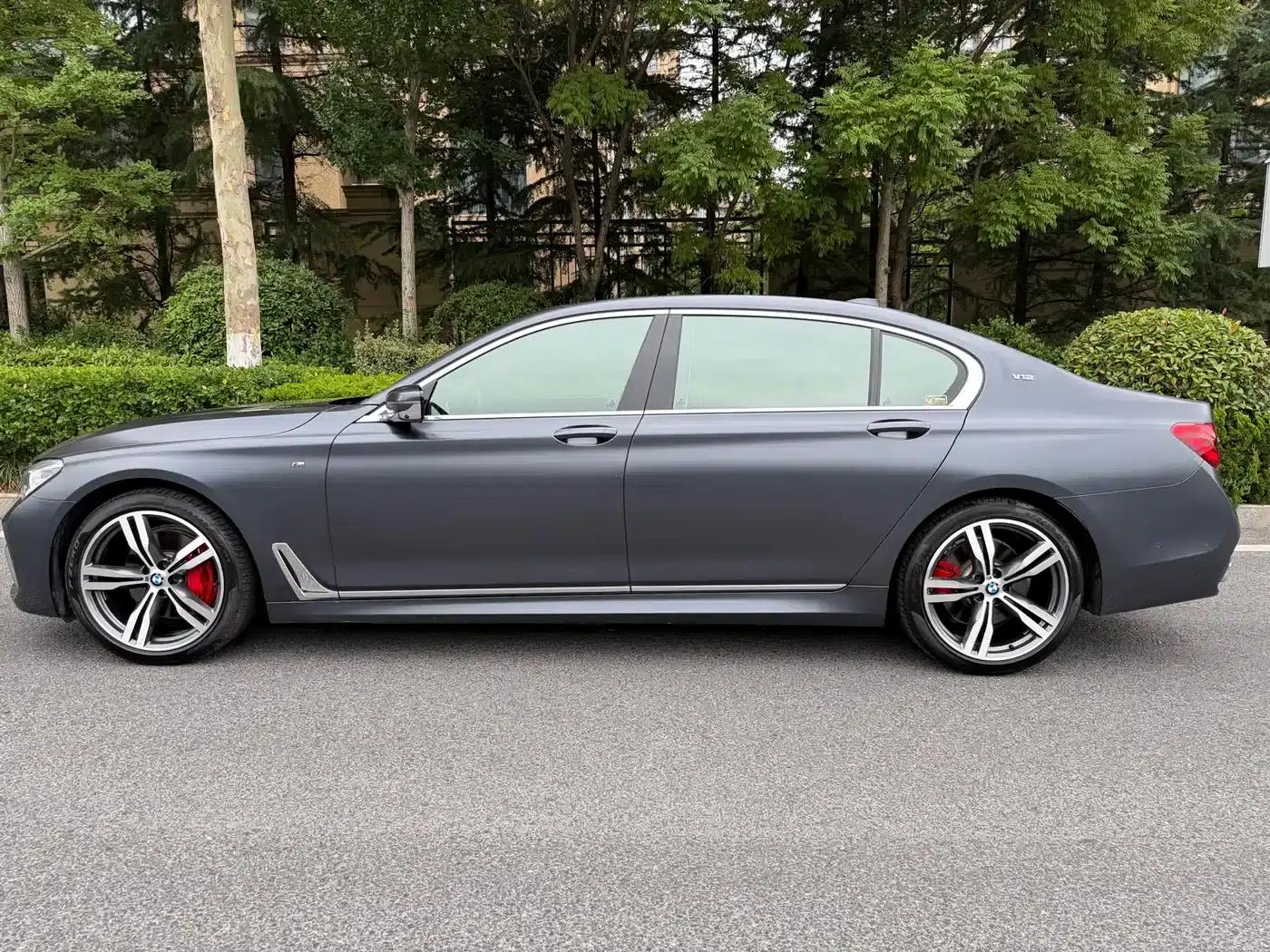 2018 BMW 7 Series 740Li xDrive Luxury M Sport Package — миниатюра 10