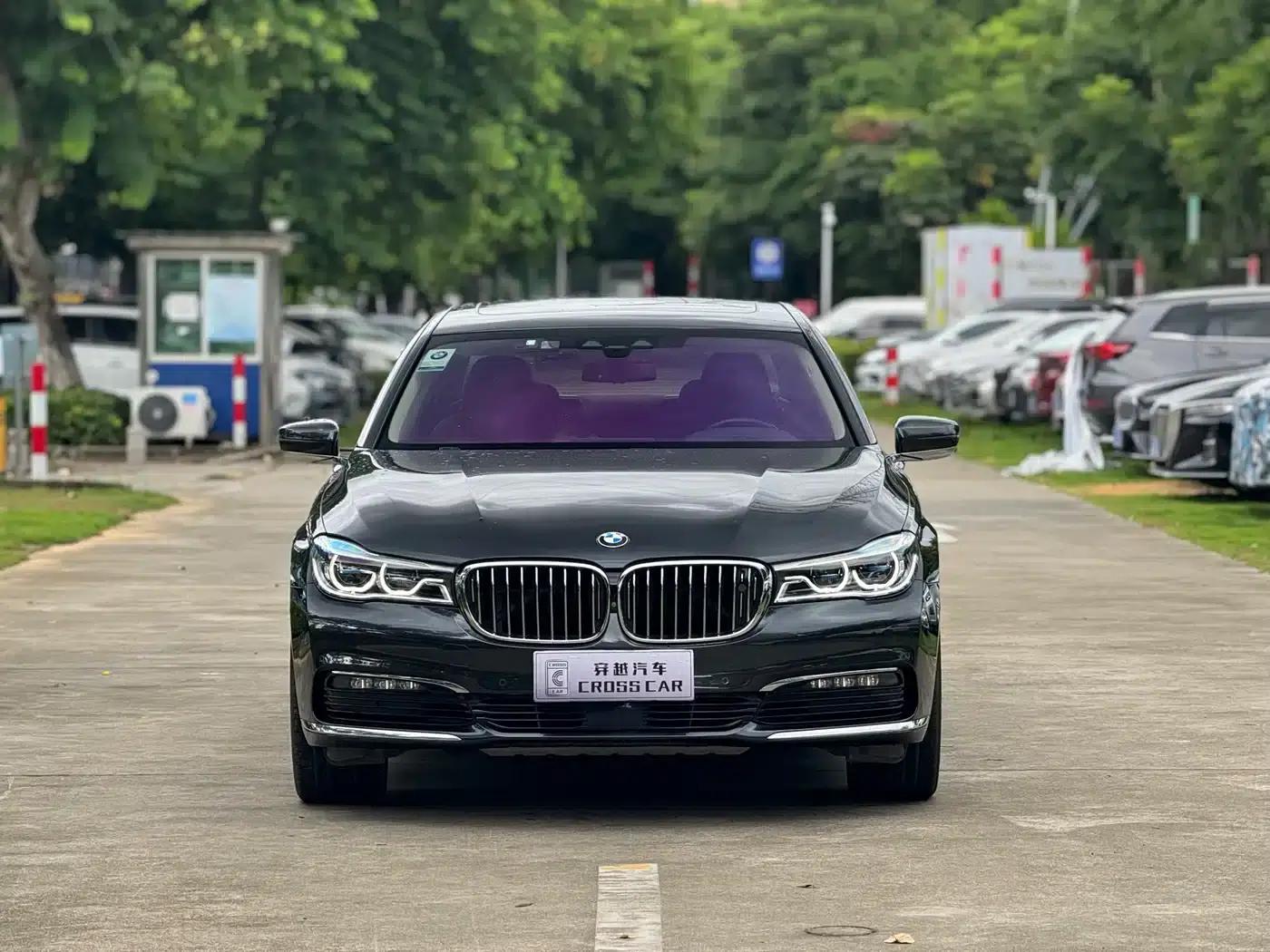2016 BMW 7 Series 730Li Leading Edition — миниатюра 2