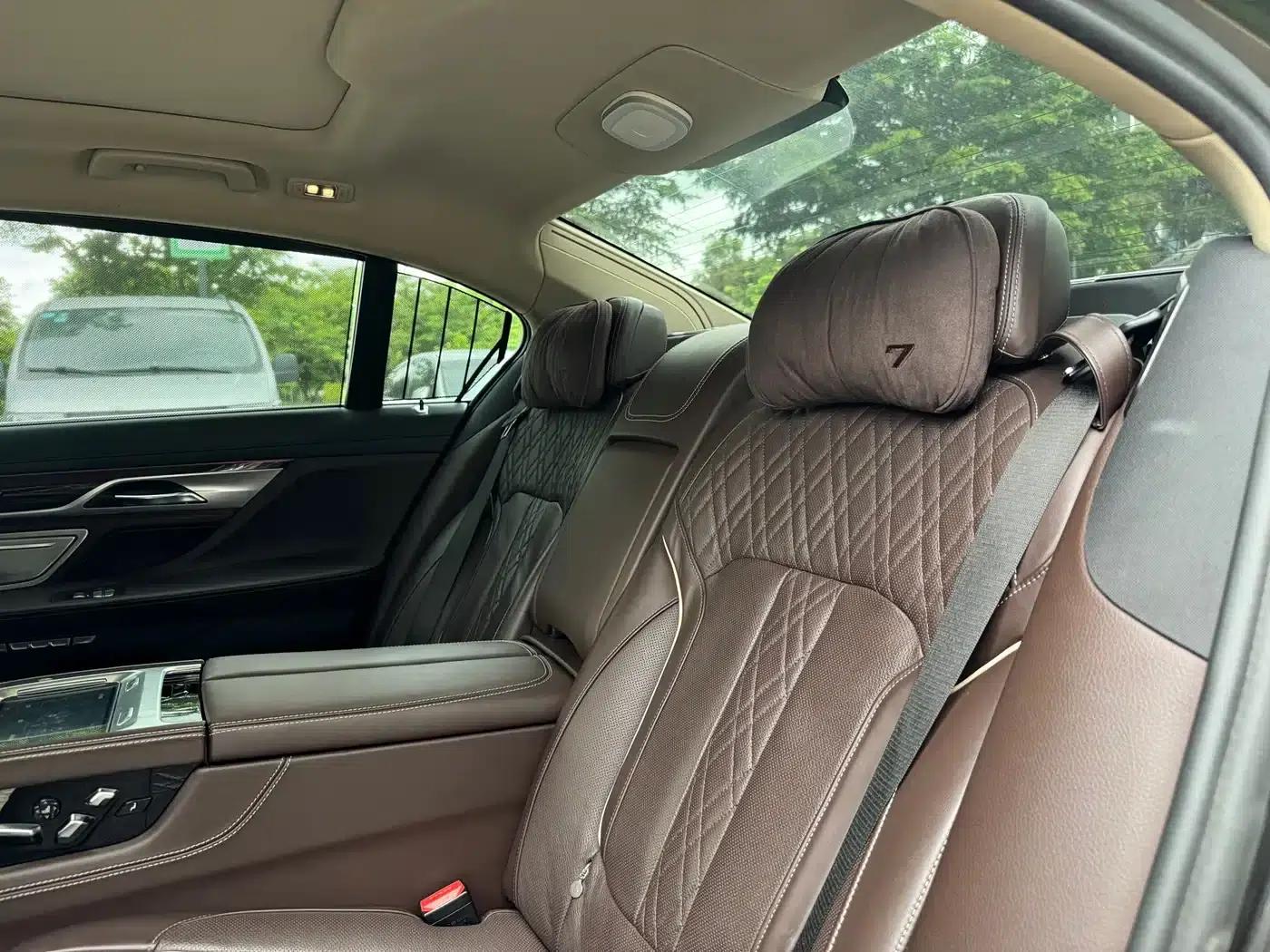 2016 BMW 7 Series 730Li Leading Edition — миниатюра 20