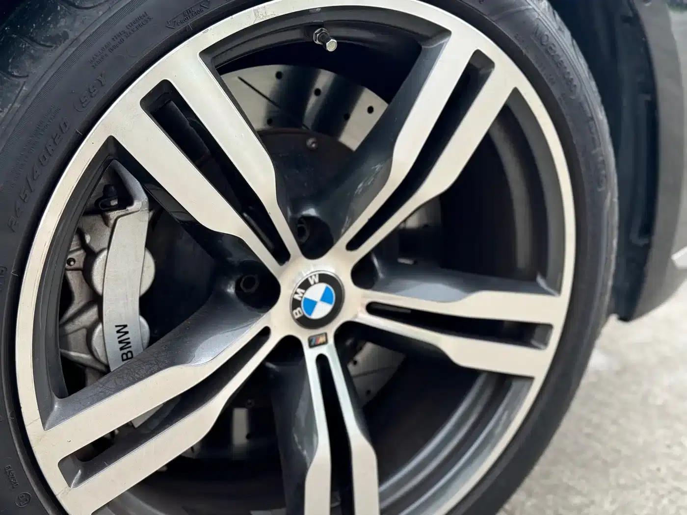 2016 BMW 7 Series 730Li Leading Edition — миниатюра 25