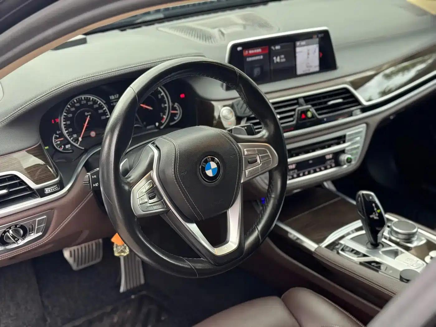 2016 BMW 7 Series 730Li Leading Edition — миниатюра 7