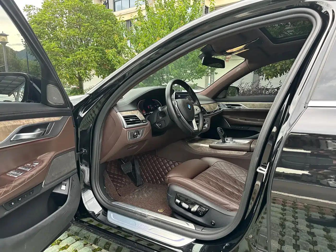 2021 BMW 7 Series 740Li Leading Luxury Package — миниатюра 5