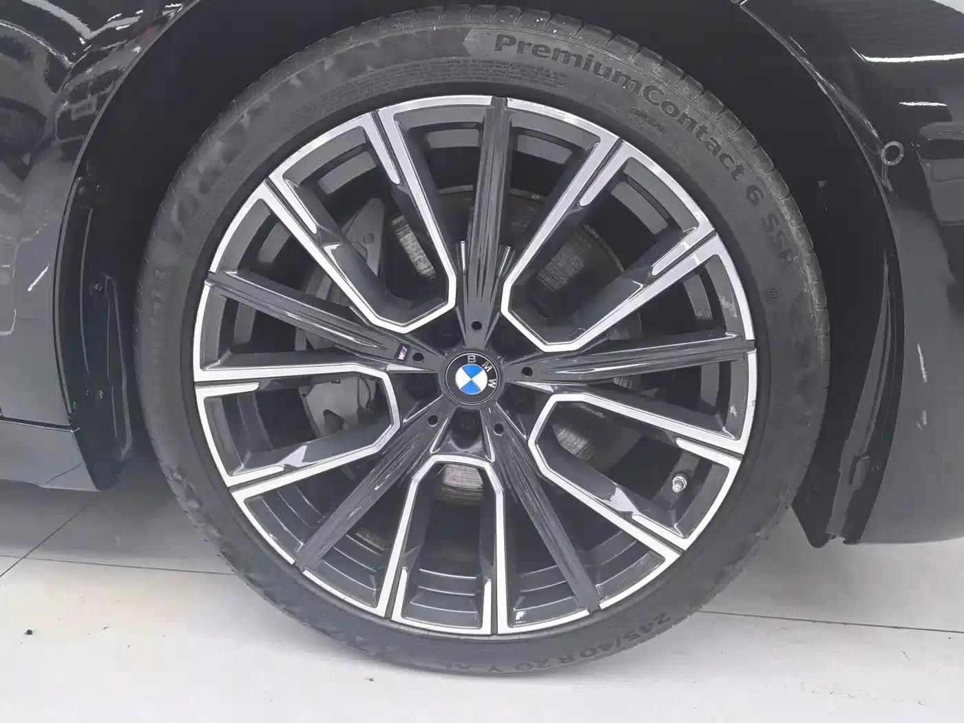 2019 BMW 7 Series 750Li xDrive V8 M Sport Package — миниатюра 18