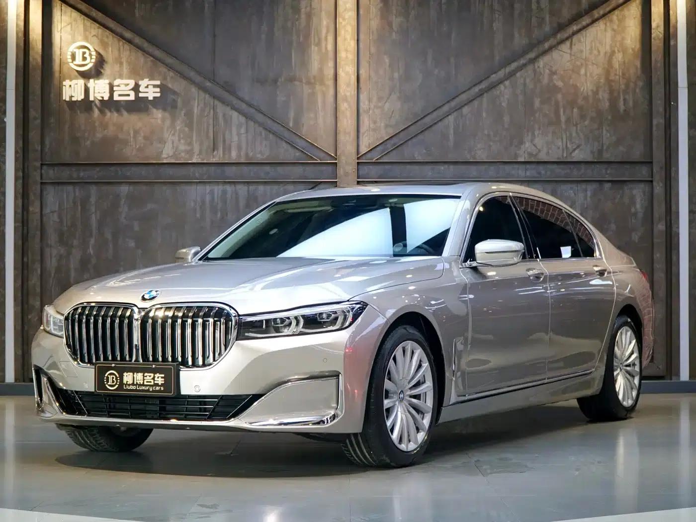 2021 BMW 7 Series 730Li Luxury Package — миниатюра 1