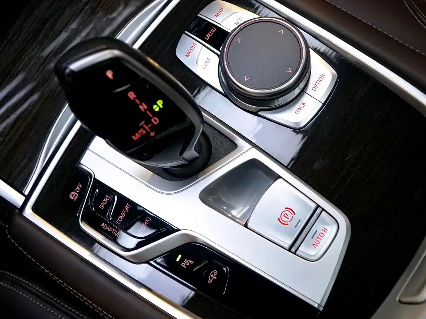 2021 BMW 7 Series 730Li Luxury Package — миниатюра 19