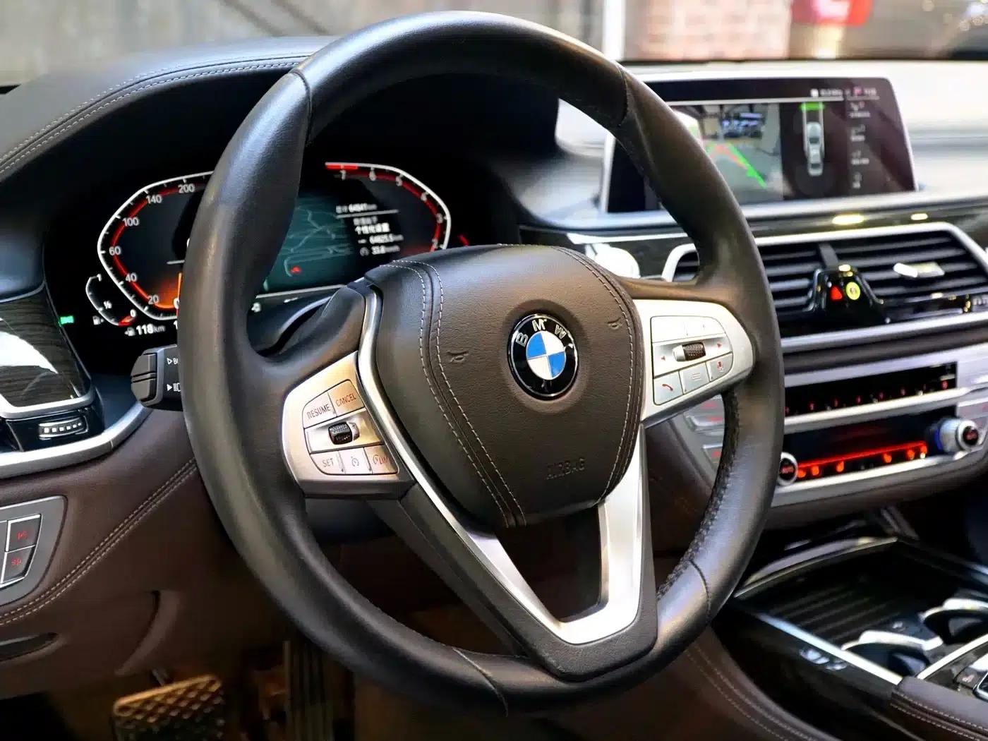 2021 BMW 7 Series 730Li Luxury Package — миниатюра 21
