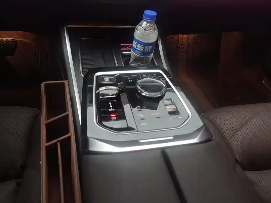 2023 BMW 7 Series 740Li Leading Luxury Package — миниатюра 16