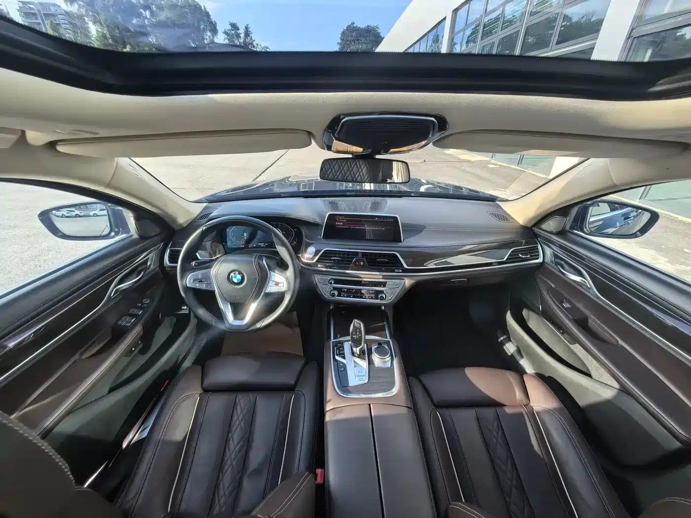 2021 BMW 7 Series 730Li Luxury Package — миниатюра 5