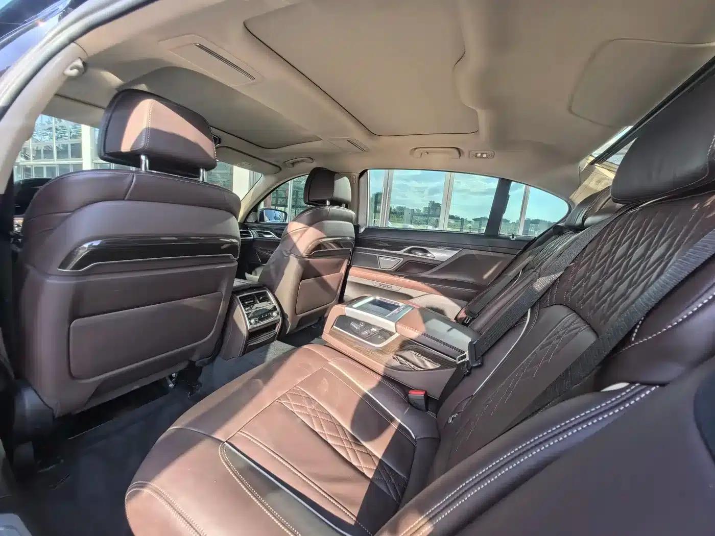 2021 BMW 7 Series 730Li Luxury Package — миниатюра 7