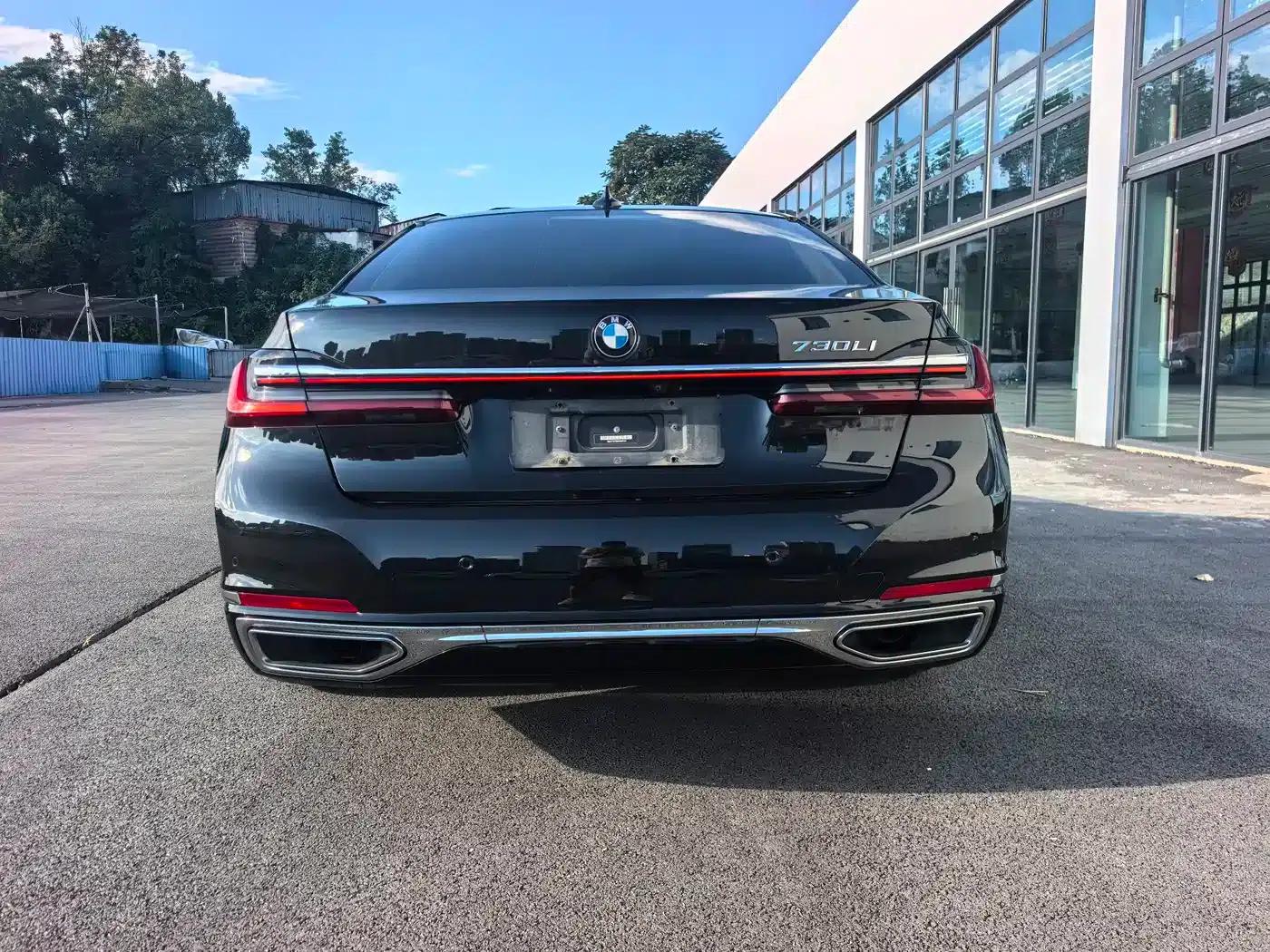 2021 BMW 7 Series 730Li Luxury Package — миниатюра 10