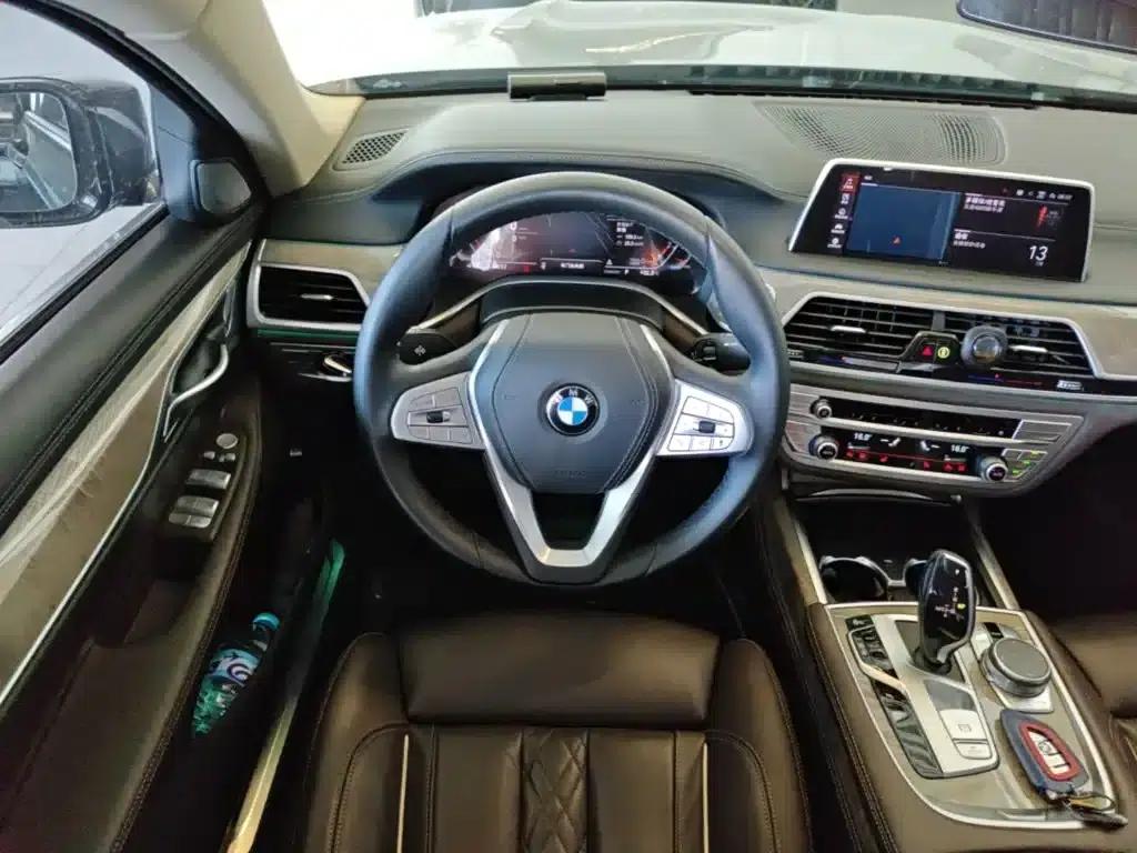 2021 BMW 7 Series 740Li Leading Luxury Package — миниатюра 11