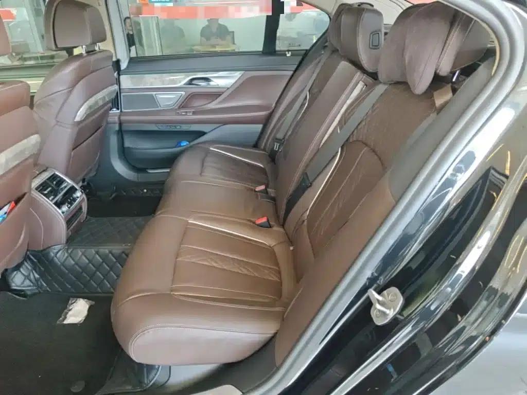 2021 BMW 7 Series 740Li Leading Luxury Package — миниатюра 17