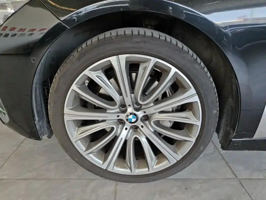 2021 BMW 7 Series 740Li Leading Luxury Package — миниатюра 23