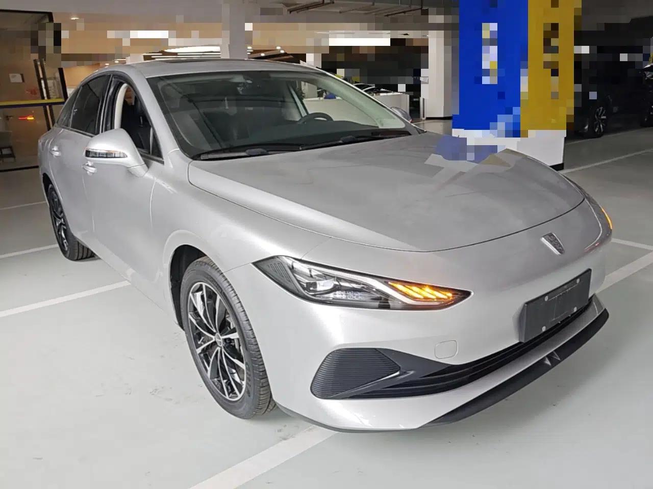 Roewe D7 2025 DMH 125km World Champion Edition — миниатюра 3