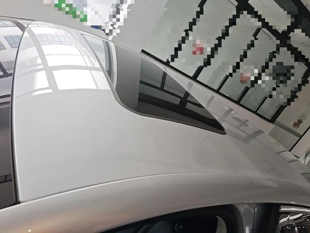 Roewe D7 2025 DMH 125km World Champion Edition — миниатюра 7