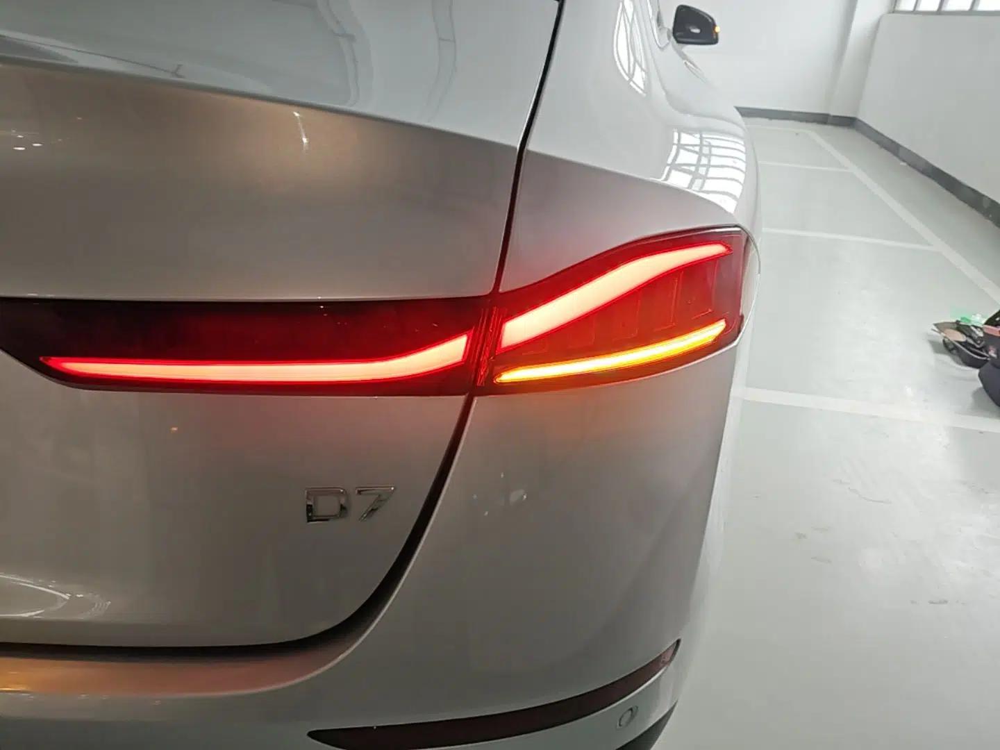 Roewe D7 2025 DMH 125km World Champion Edition — миниатюра 9