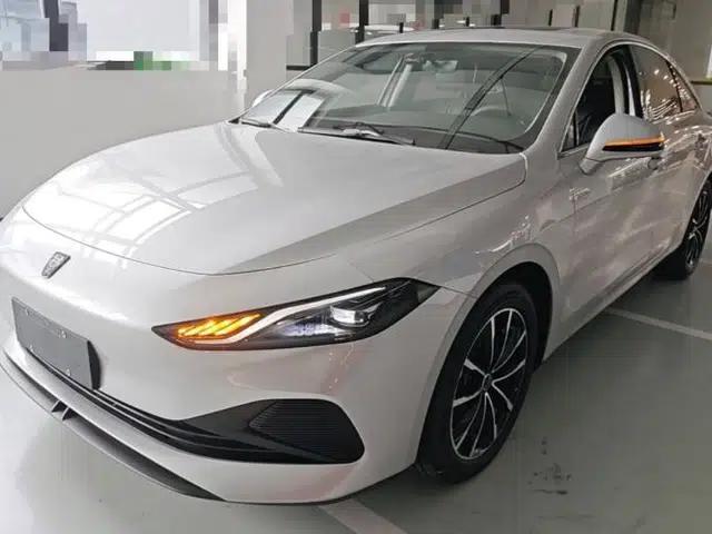 Roewe D7 2025 DMH 125km World Champion Edition