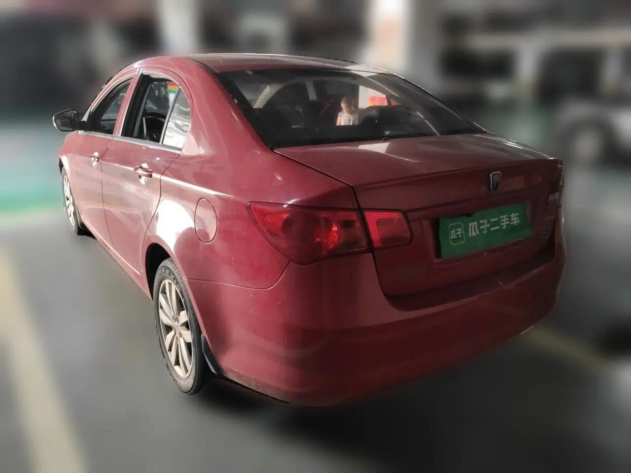 Roewe 350 2015 1.5L Automatic Luxury Sunroof Edition — миниатюра 4