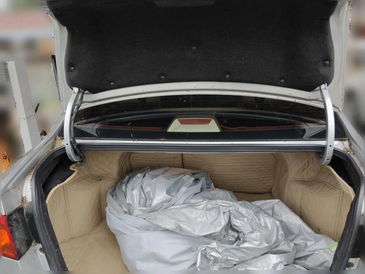 Roewe 350 2011 350S 1.5L Automatic Xunda Edition — миниатюра 19