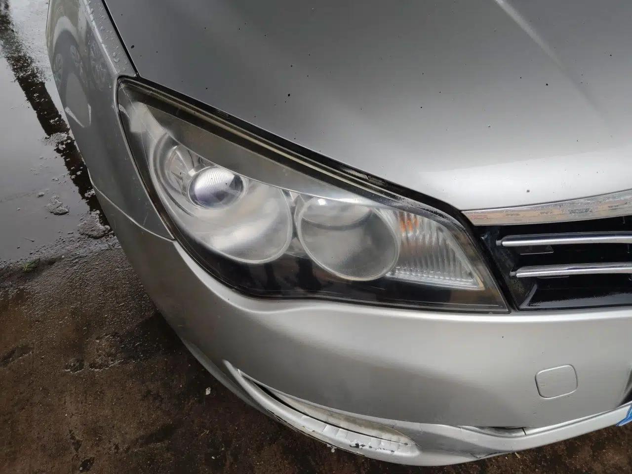 Roewe 350 2011 350S 1.5L Automatic Xunda Edition — миниатюра 7