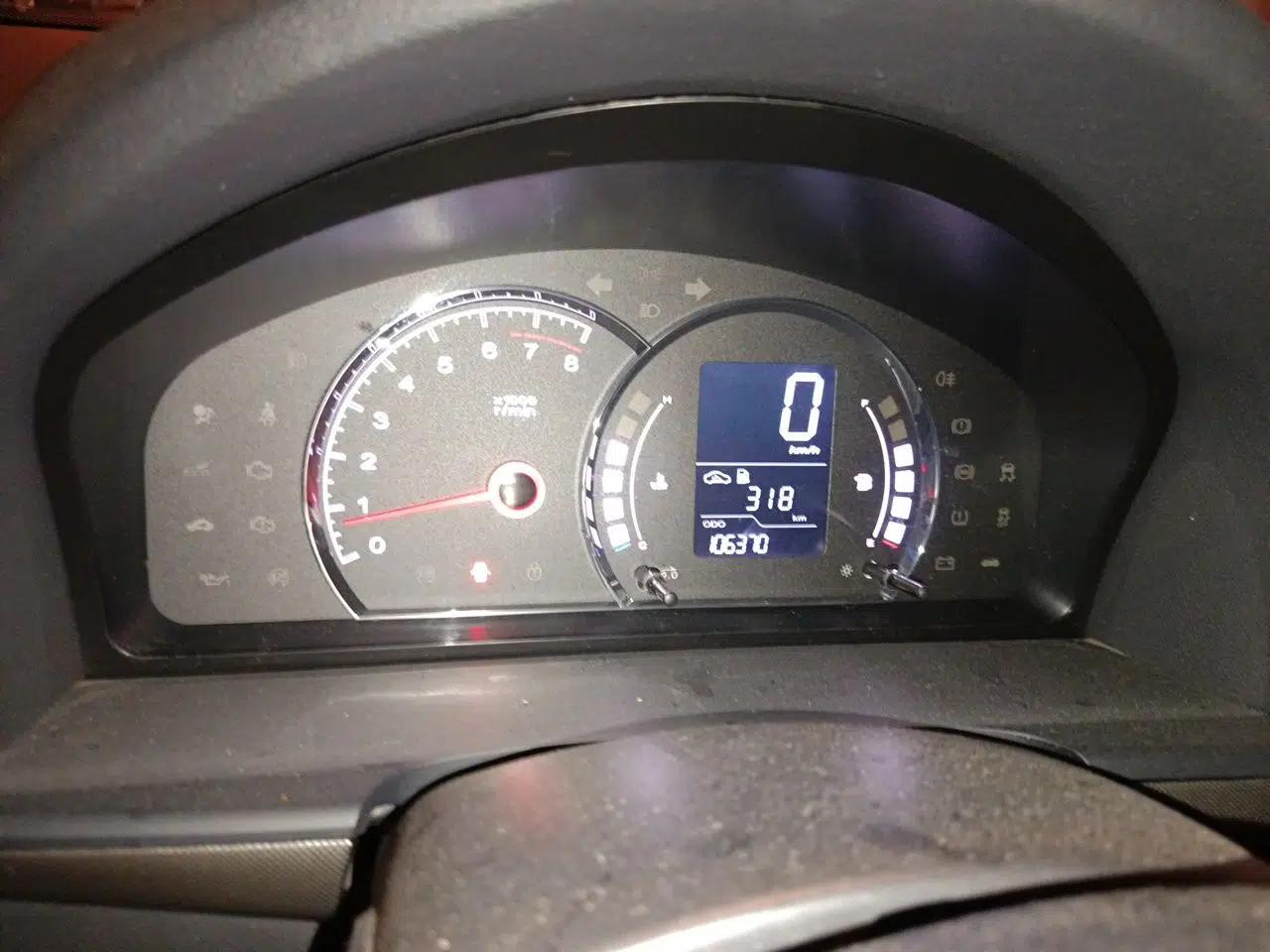 Roewe 350 2015 1.5L Manual Luxury Edition — миниатюра 11
