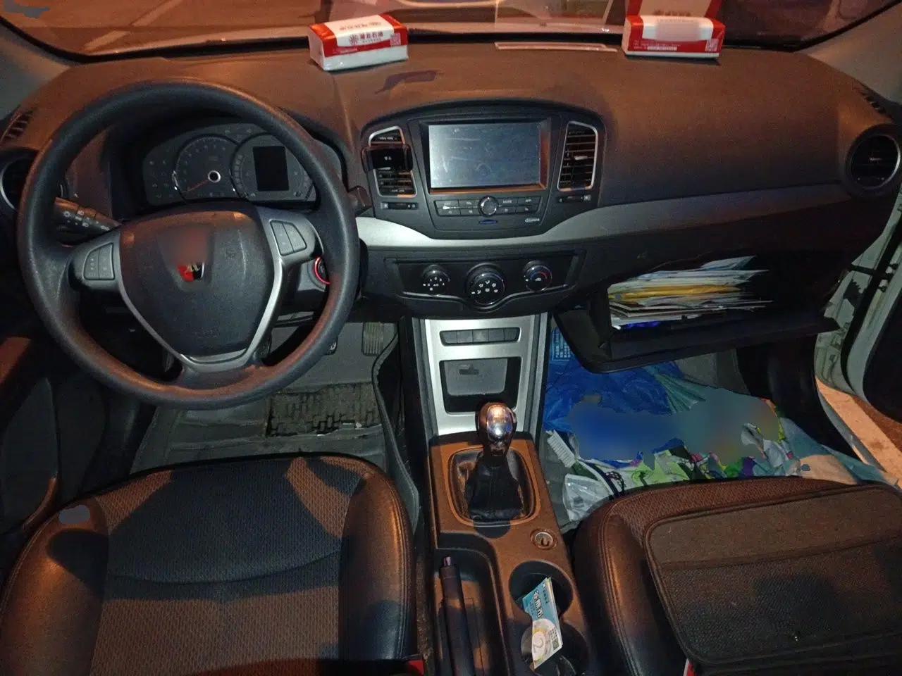 Roewe 350 2015 1.5L Manual Luxury Edition — миниатюра 9