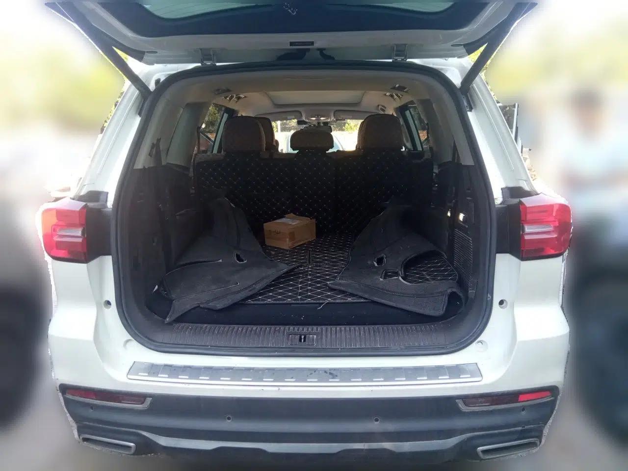 Roewe RX8 2019 30T Smart Connectivity Four-Wheel Drive Supreme Flagship Edition — миниатюра 19
