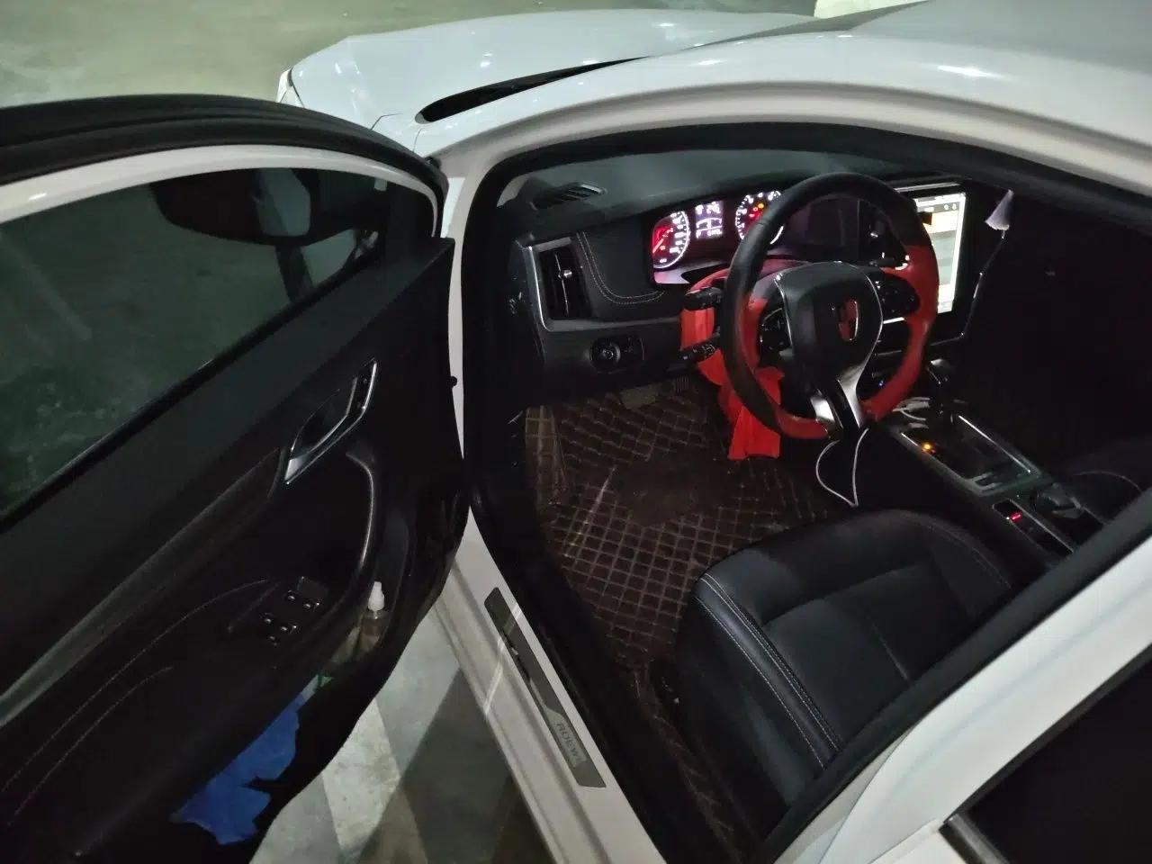 Roewe i6 2017 20T Automatic Internet Smart Edition — миниатюра 13
