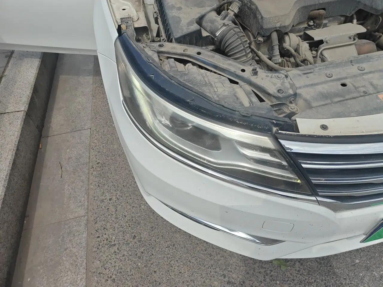 Roewe i6 2017 20T Automatic Flagship Edition — миниатюра 7