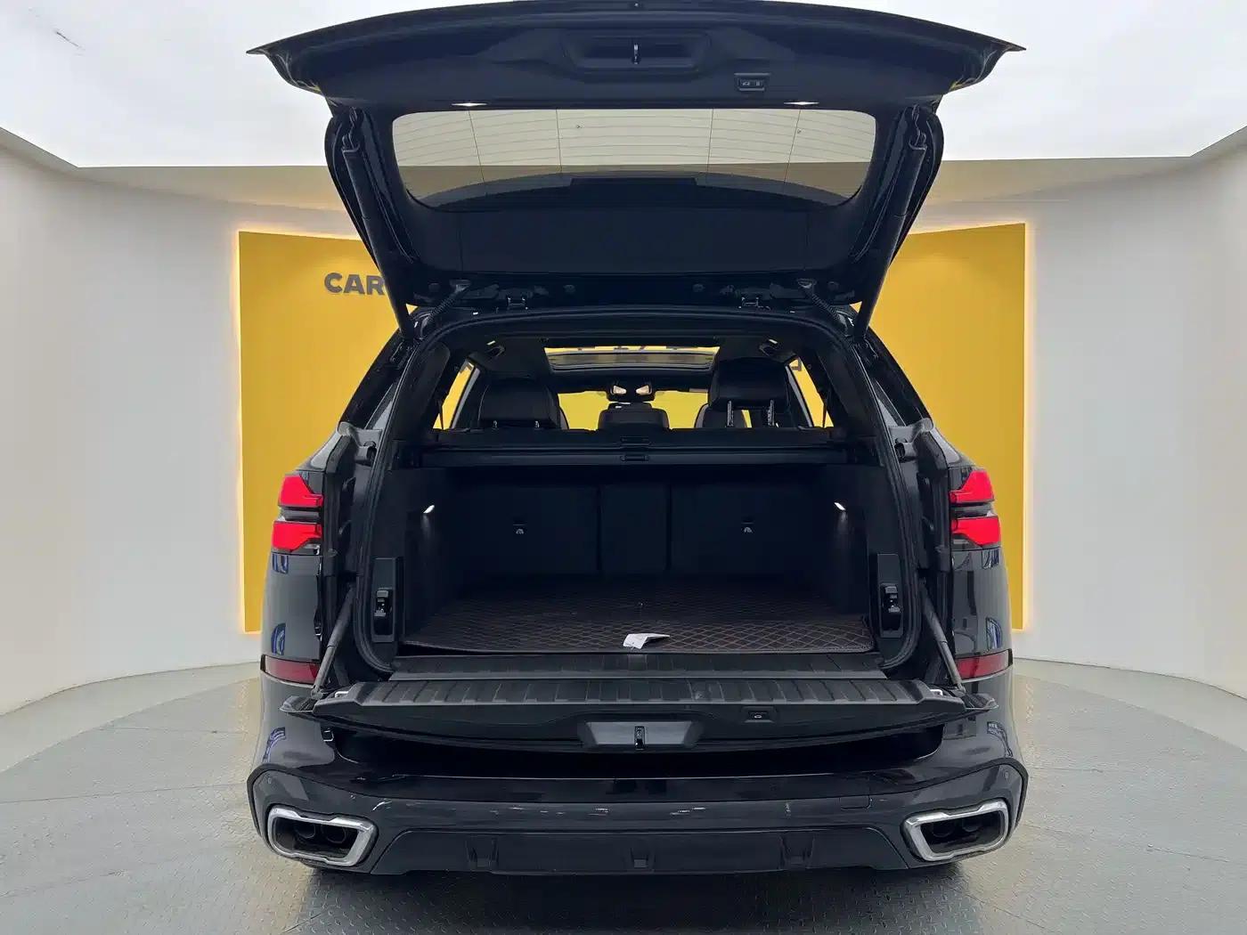2023 BMW X5 xDrive 40Li M Sport Shadow Edition — миниатюра 28