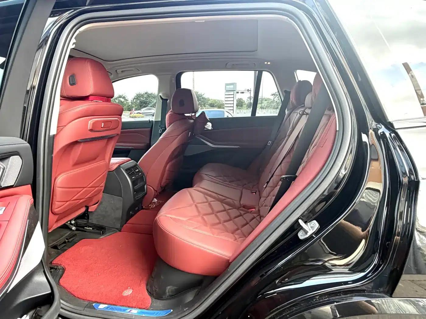 BMW X5 2023 xDrive 30Li M Sport Shadow Edition — миниатюра 3