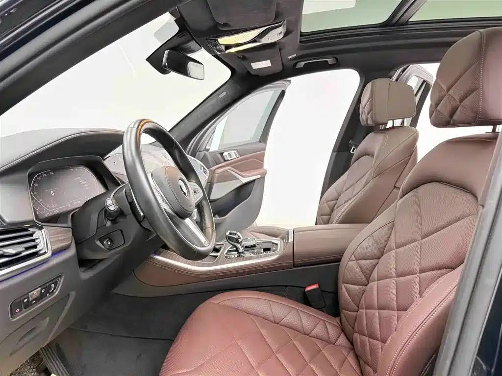 BMW X5 2022 xDrive 40Li M Sport Package — миниатюра 11