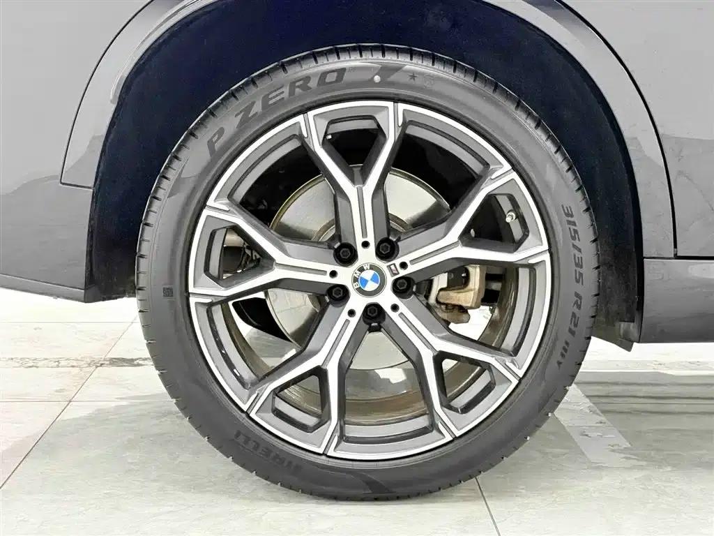 BMW X5 2022 xDrive 40Li M Sport Package — миниатюра 9