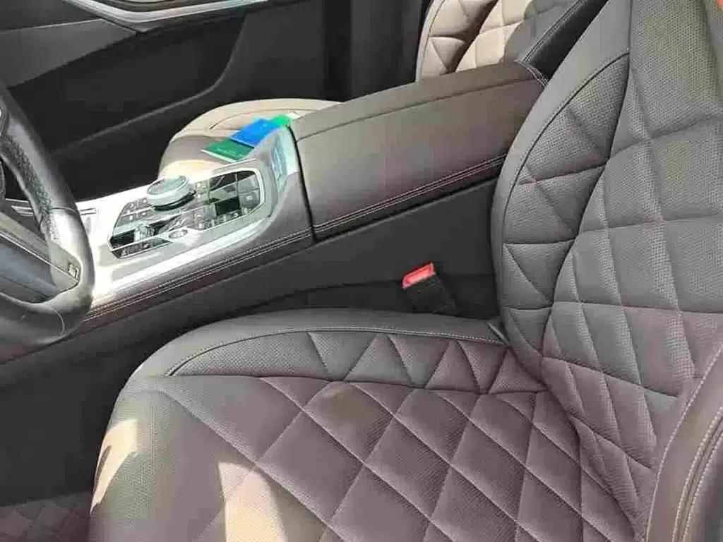 BMW X5 2023 xDrive 30Li Luxury M Sport Package — миниатюра 6