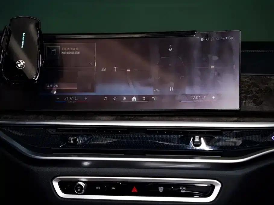 BMW X5 2023 xDrive 30Li M Sport Shadow Edition — миниатюра 16