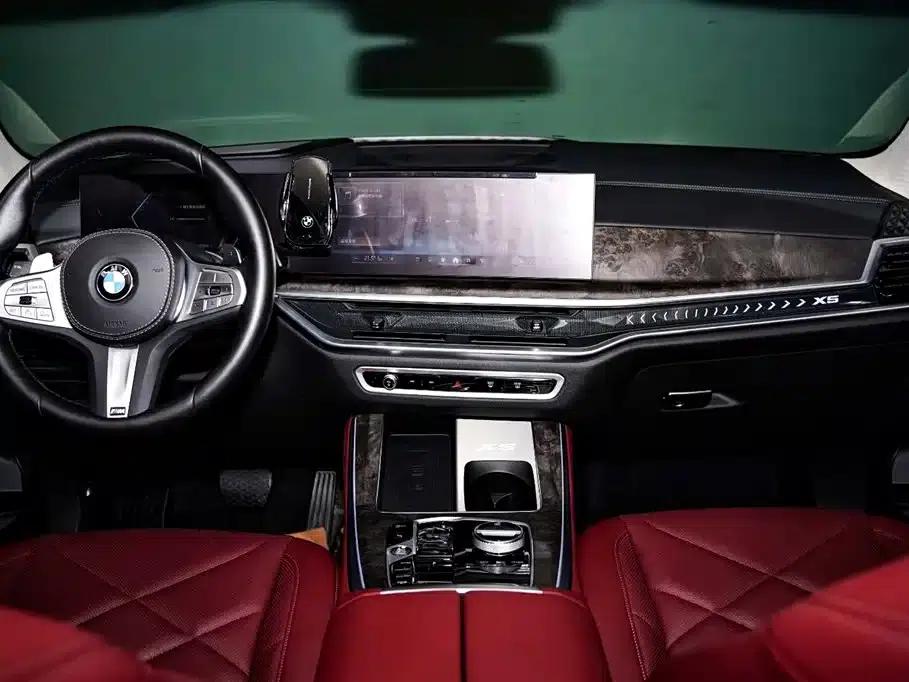 BMW X5 2023 xDrive 30Li M Sport Shadow Edition — миниатюра 19