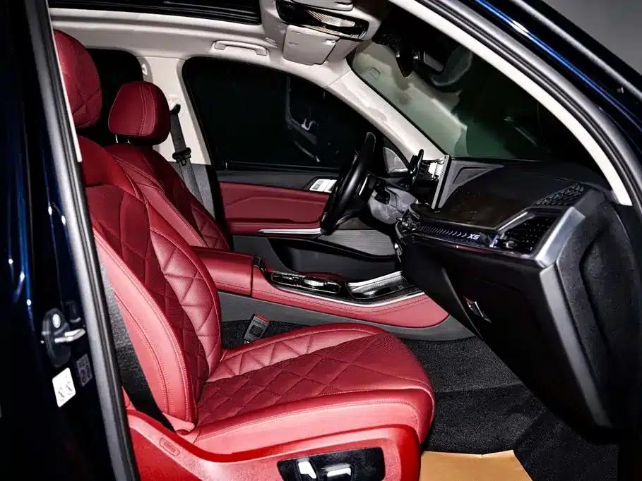 BMW X5 2023 xDrive 30Li M Sport Shadow Edition — миниатюра 21