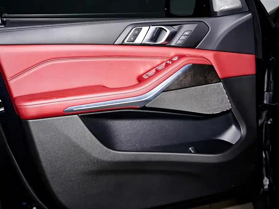 BMW X5 2023 xDrive 30Li M Sport Shadow Edition — миниатюра 29