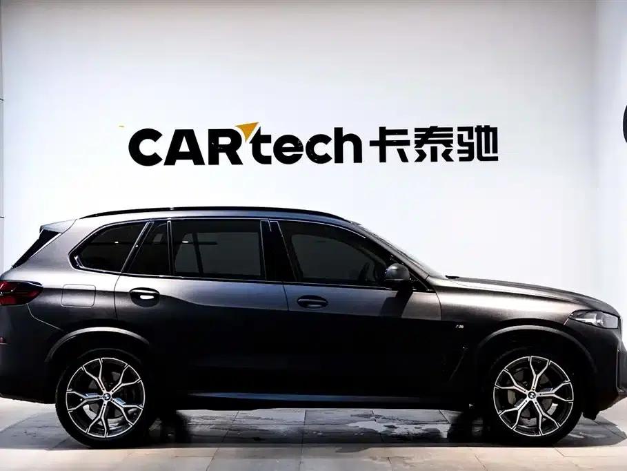 BMW X5 2023 xDrive 30Li M Sport Shadow Edition — миниатюра 10