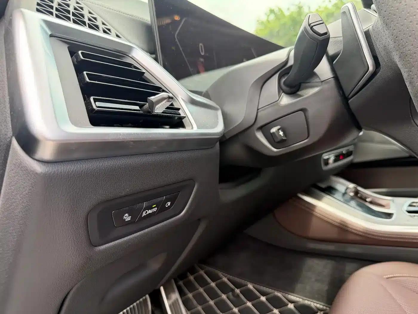 BMW X5 2025 xDrive 30Li M Sport Shadow Edition — миниатюра 20