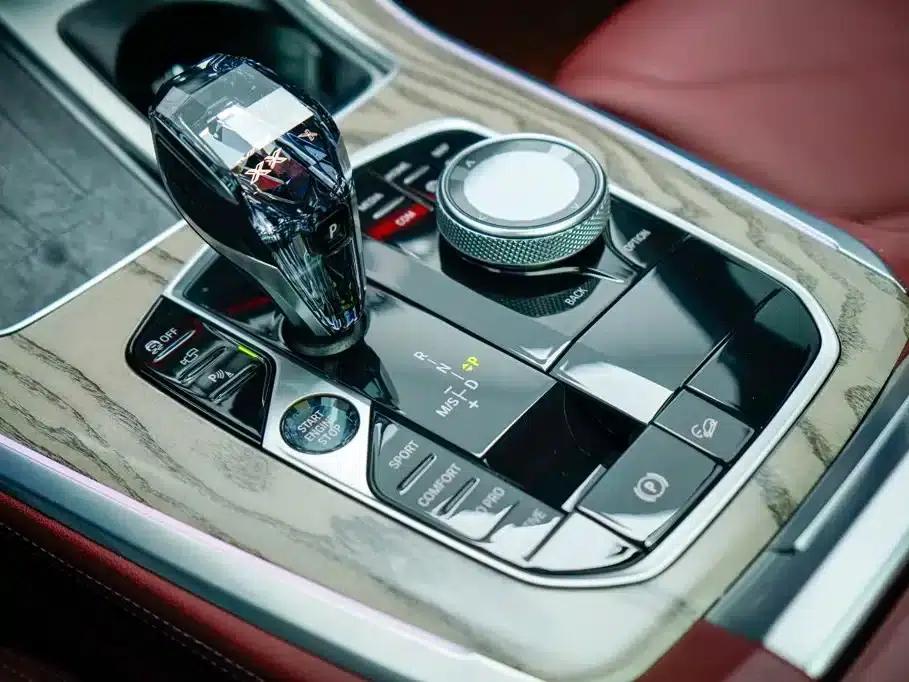 BMW X5 2022 xDrive 40Li M Sport Package — миниатюра 13