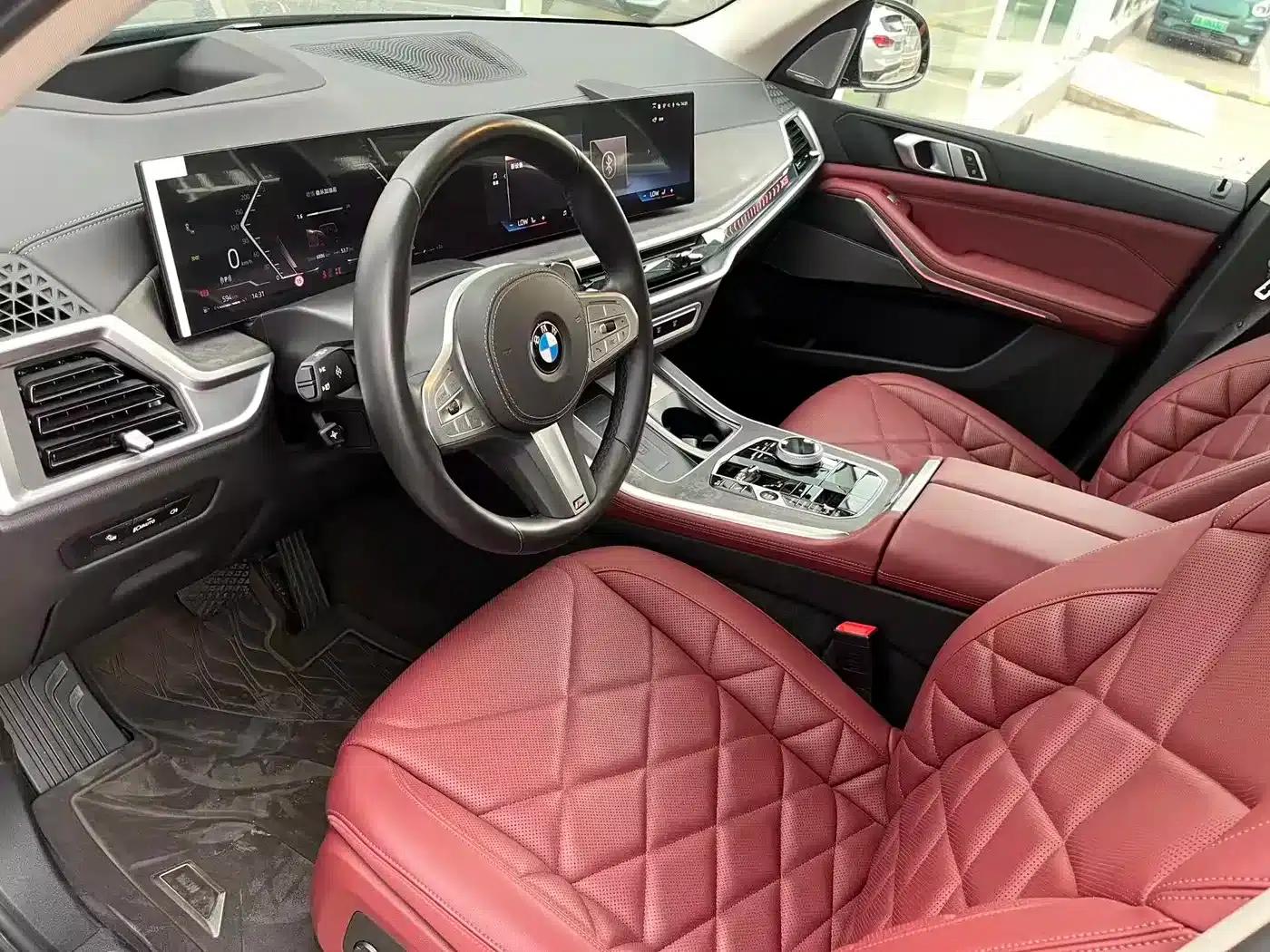 BMW X5 2025 xDrive 30Li M Sport Shadow Edition — миниатюра 7