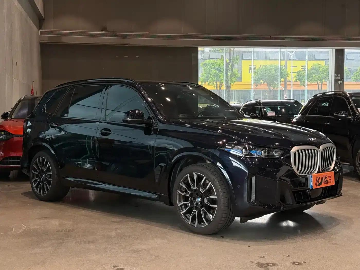 2023 BMW X5 xDrive 40Li M Sport Shadow Edition — миниатюра 3