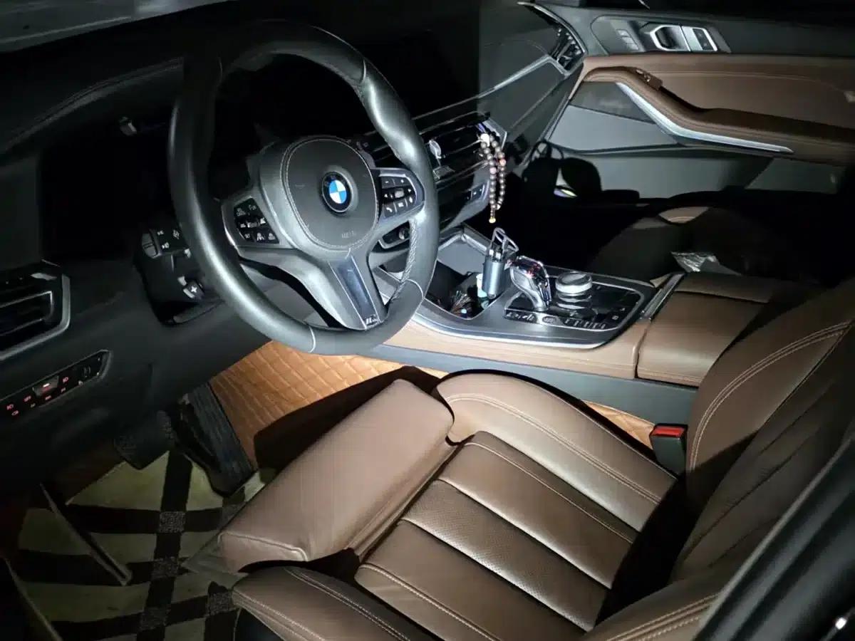 BMW X5 2026 xDrive 30Li M Sport Shadow Edition — миниатюра 2